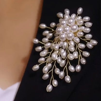 🎄【Christmas Carnival】🎁✨Ladies' high-end exquisite handmade pearl brooch