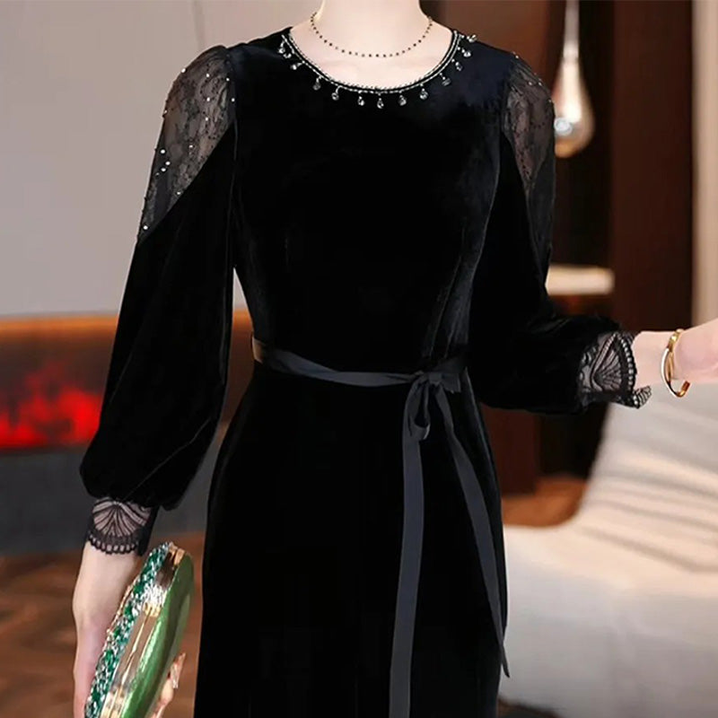 🎉Happy New Year! 50% OFF 🛍️Women's Elegant Lace Patchwork Velvet Dress