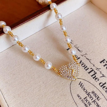 ✨New Arrival✨Magnetic Heart Pearl Necklace