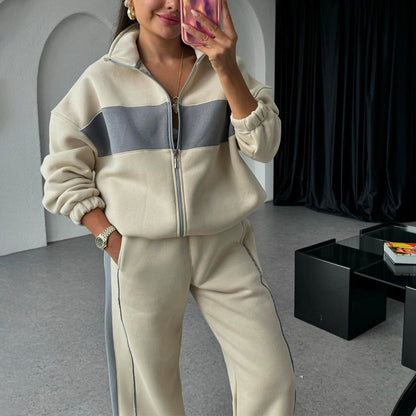 🎉Happy New Year! 50% OFF 🛍️Women's Two-Piece Color-Block Tracksuit