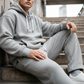 Conjunto de sudadera con capucha y pantalón deportivo para hombre